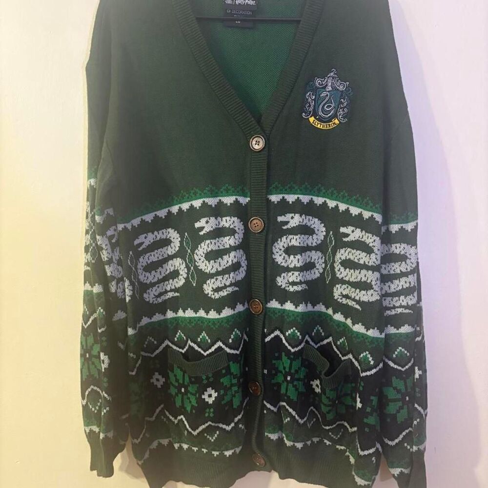 Harry Potter x Torrid Slytherin Cardigan Button Size Large